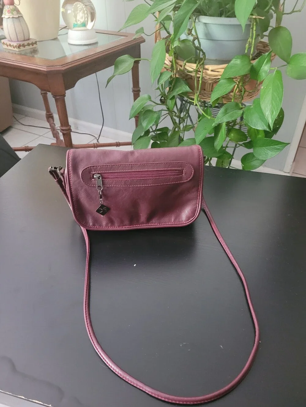 Pacific Connections Women's Burgundy Clutch/Crossbody Bag